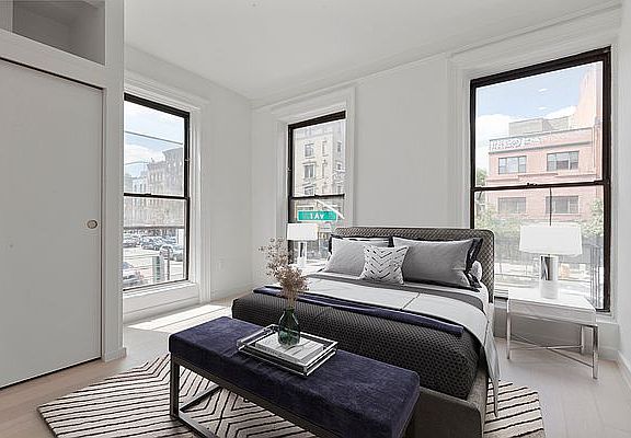 5th image of 245 E 10th St #4