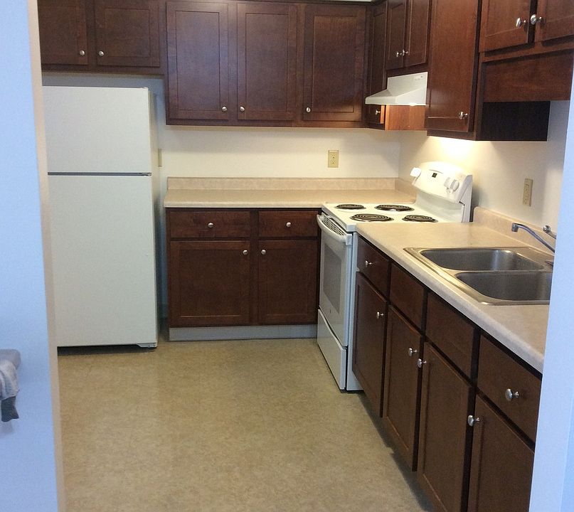 1st image of 2045 Meadow Ln #1-12