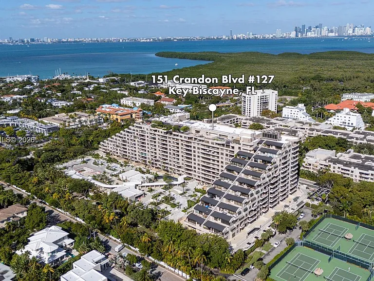 151 Crandon Blvd #127 — Photo 43