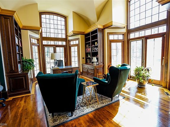 4th image of 6815 Tanglewood Dr