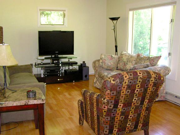 5th image of 55 Patrick Dr