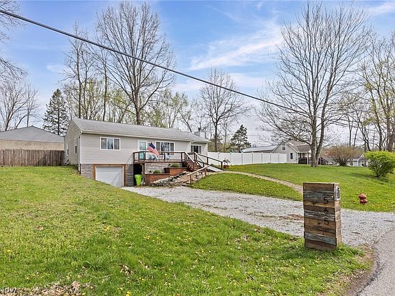 4th image of 565 Perry Rd