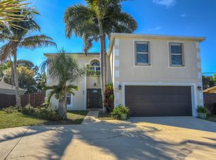 820 SE Sweetbay Ave, Port Saint Lucie, FL 34983