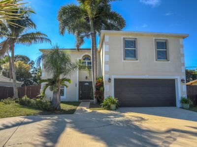 820 SE Sweetbay Avenue, Port Saint Lucie, FL, 34983