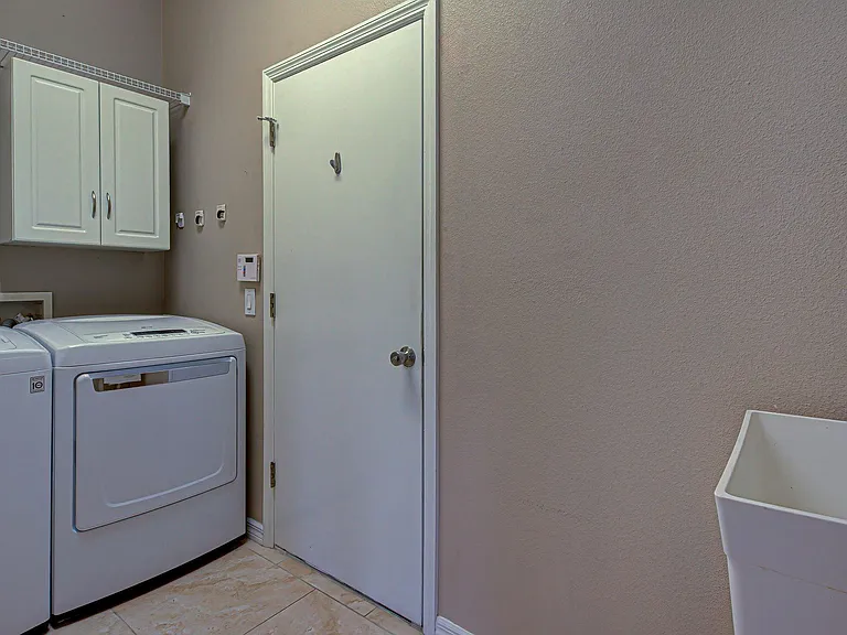 7333 Featherstone Blvd — Photo 30