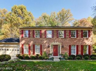 12037 Lake Newport Rd, Reston, VA 20194