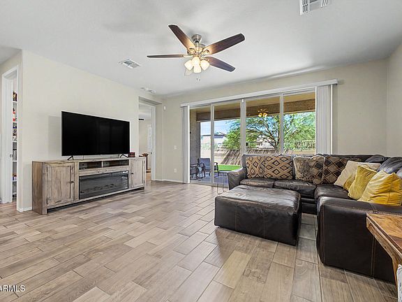 4th image of 18406 W SUNBELT Drive