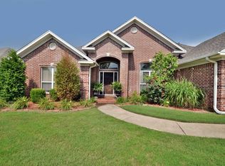 115 Maranes Cir, Maumelle, AR 72113