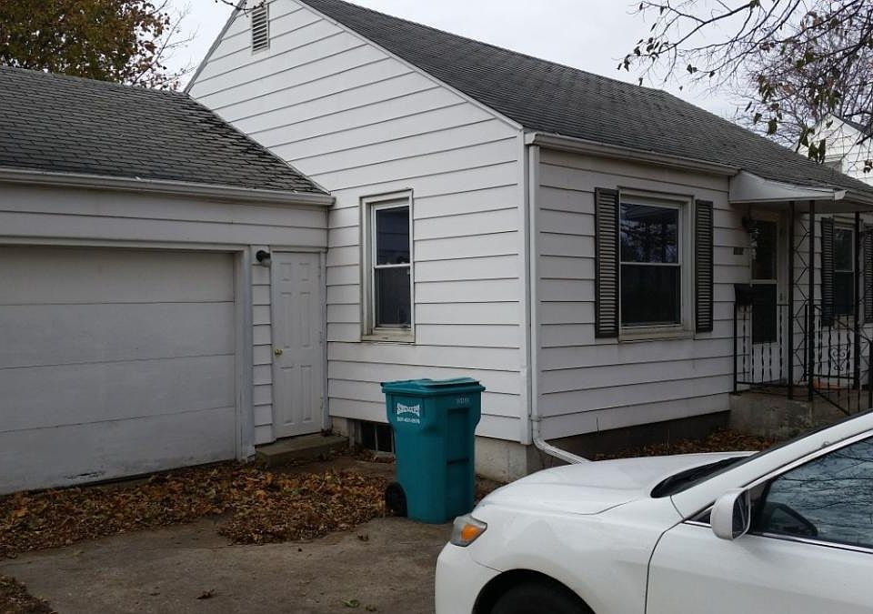2nd image of 1038 S Oak Ave