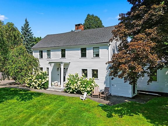 2nd image of 105 Bow St