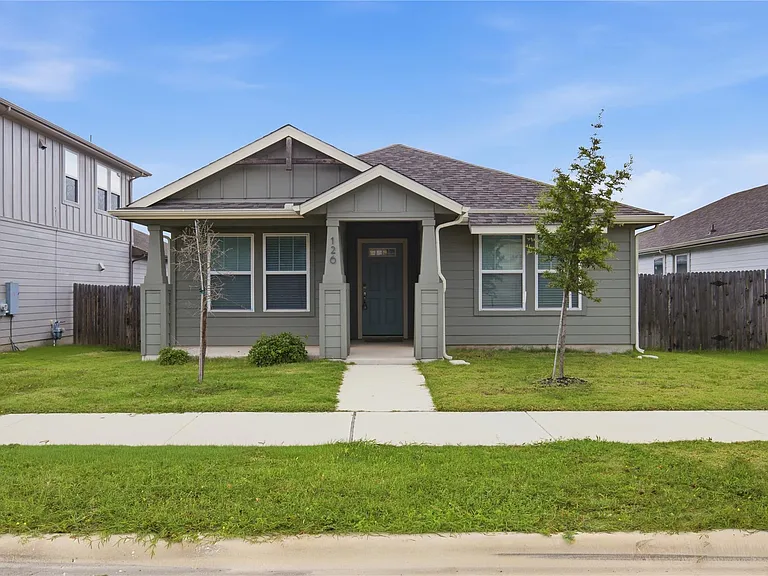 126 Fairmeadow Downs Dr — Photo 4
