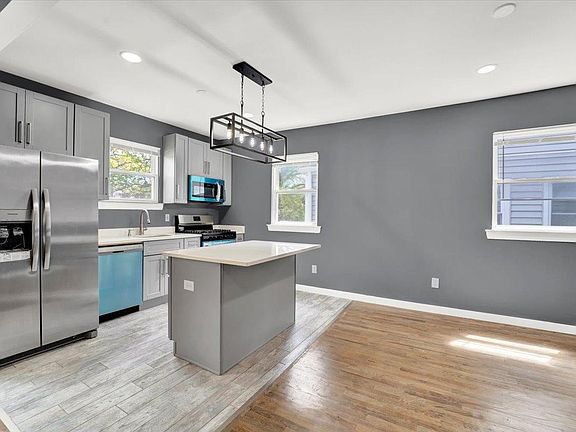4th image of 110 Park Ave Floor 2