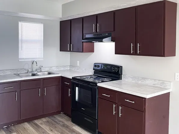 Clinic Court Apartments