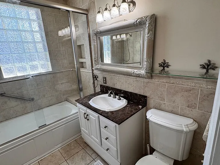 931 Ashley Ave — Photo 19