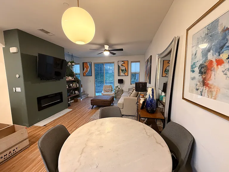 1862 Hazel Ct #8 — Photo 7