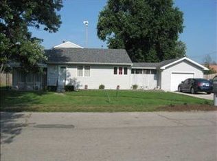 1606 S Biltmore Ave, Muncie, IN 47302