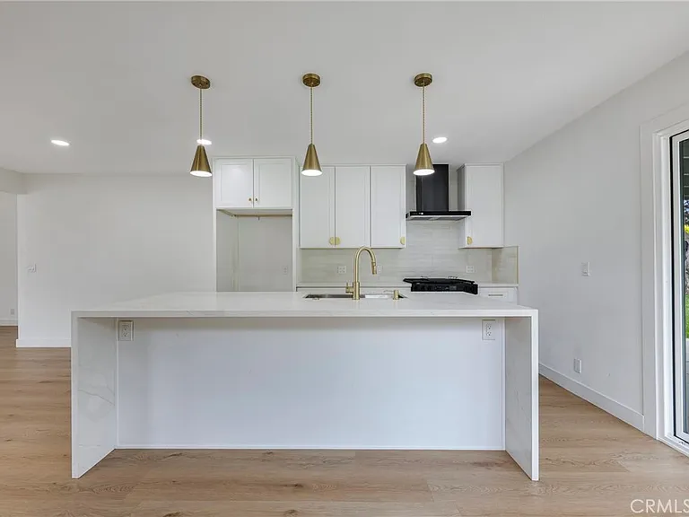 5402 Jefferson St — Photo 33