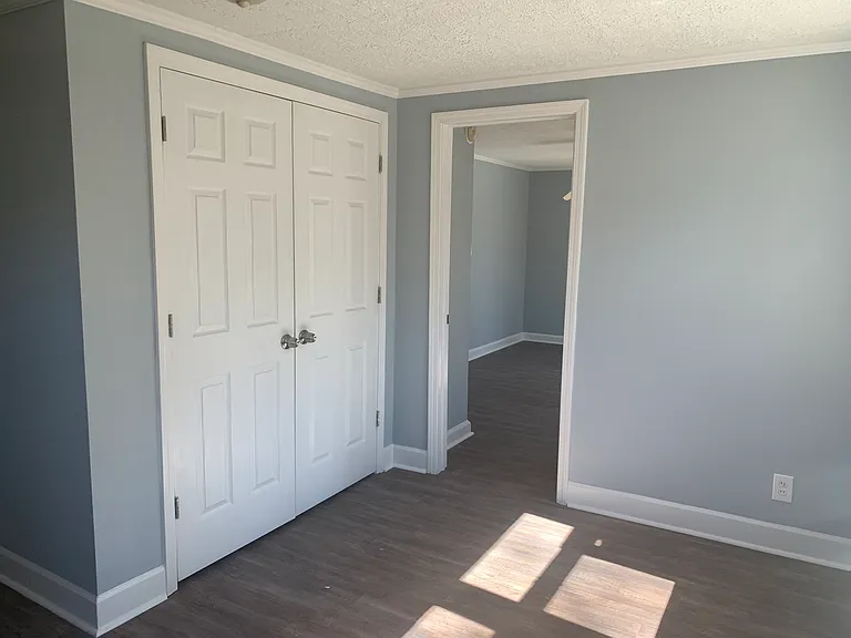 2056 Midway St — Photo 5