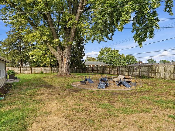 2nd image of 9101 Russell Ave S