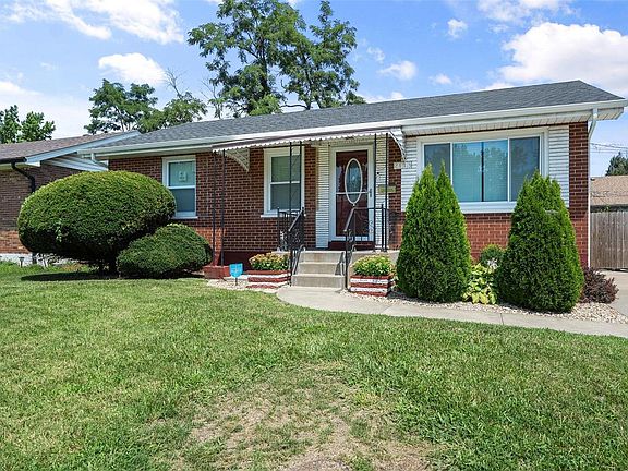 2nd image of 2113 Brookfield Dr