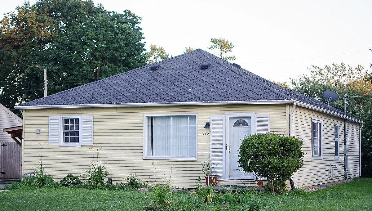 3125 W Torquay Rd photo 1