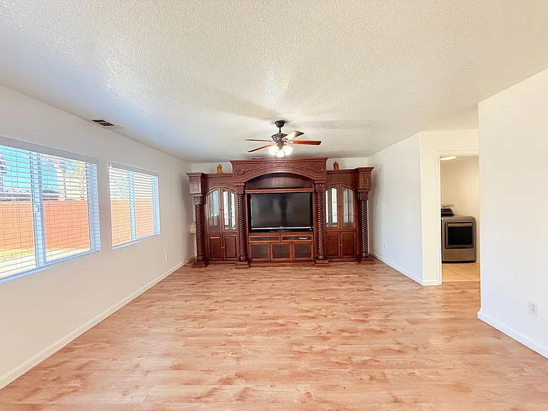 2023 San Antonio Ct — Photo 6