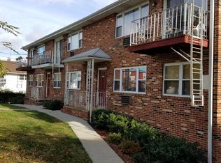 5 Ash St #C2, Clifton, NJ 07011