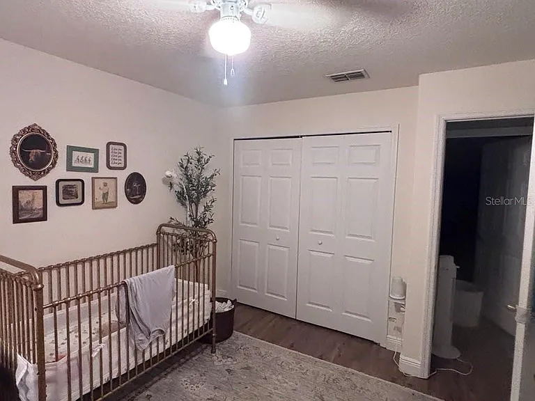 1004 Chateau Cir — Photo 22
