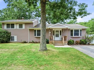 715 8th Ave, Galloway, NJ 08205