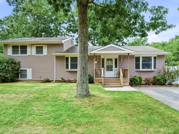715 8th Ave, Galloway, NJ 08205