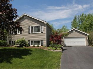 805 Indigo Ct, Lake Zurich, IL 60047