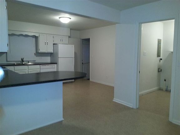 Cobb Kitchen 2