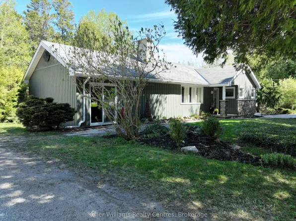 158 Stokes Bay Rd, Northern Bruce Peninsula, ON N0H 1W0