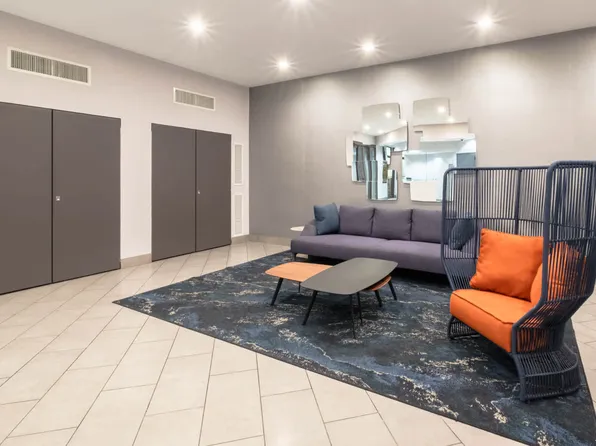 228 West 71st Street image 6 of 40