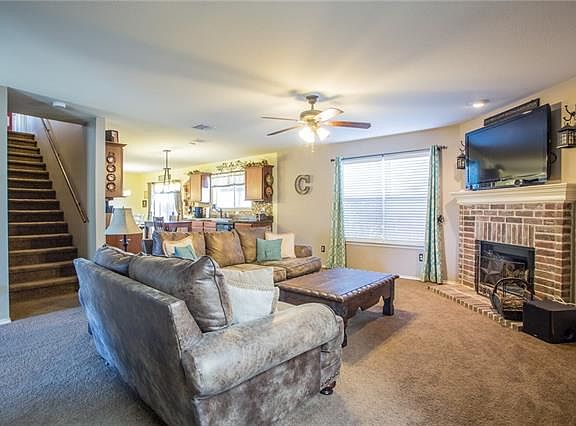 3rd image of 8605 Shallow Creek Dr