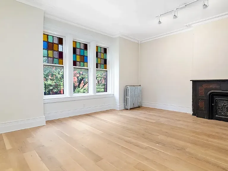 278 Macon St #1 — Photo 7