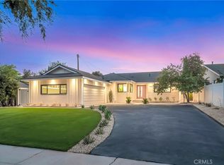 7915 Owensmouth Ave, Canoga Park, CA 91304