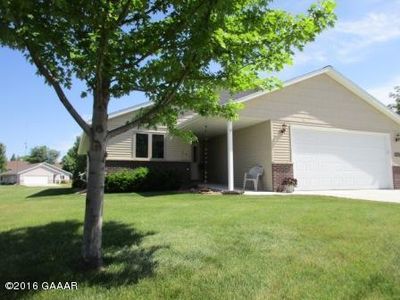 3 Townhouse Rd, Morris, MN, 56267
