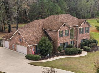 210 Whistler Ln, Hallsville, TX 75650