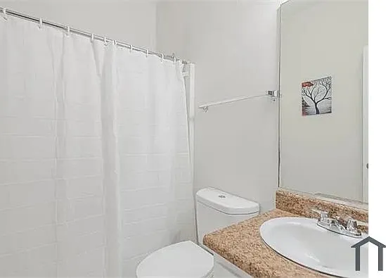 5 bed, 1344 sqft, $4,000 — Photo 2