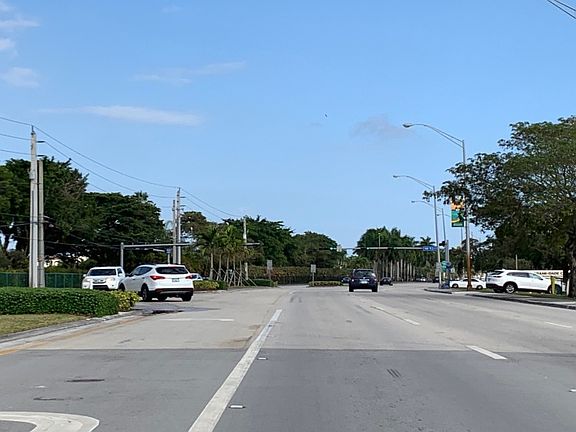 3rd image of 9460 NW 54 Doral Ter