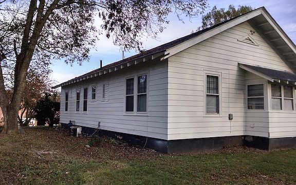 4th image of 411 Goshen St