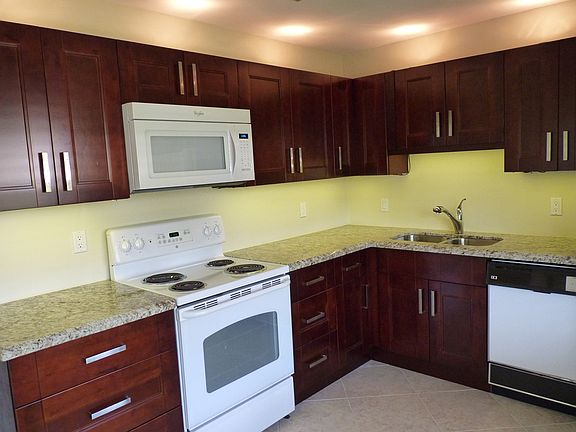 2nd image of 1657 Palmland Dr