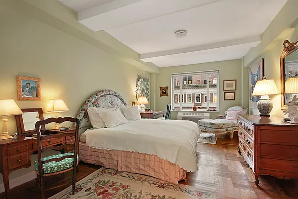 Sold by Corcoran | media 30