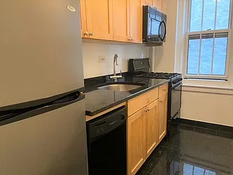 Rented by Cooper & Cooper Real Estate