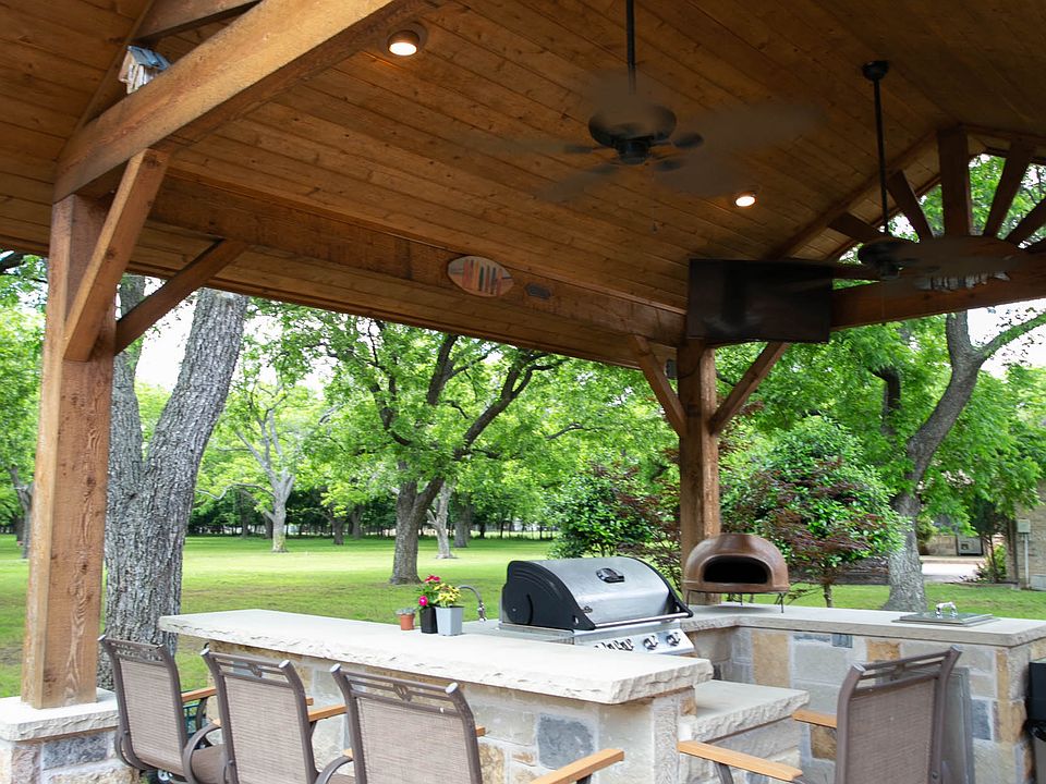 Amazing outdoor living space