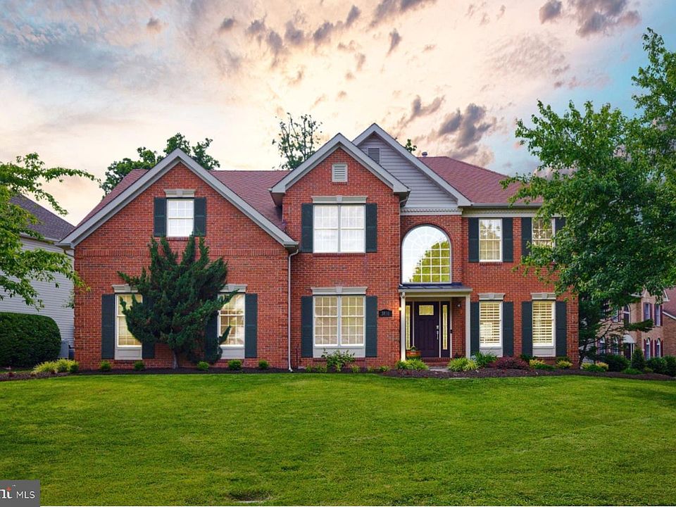 1st image of 3810 Hunt Manor Dr