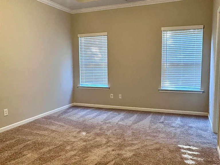 5272 Promenade Dr — Photo 9