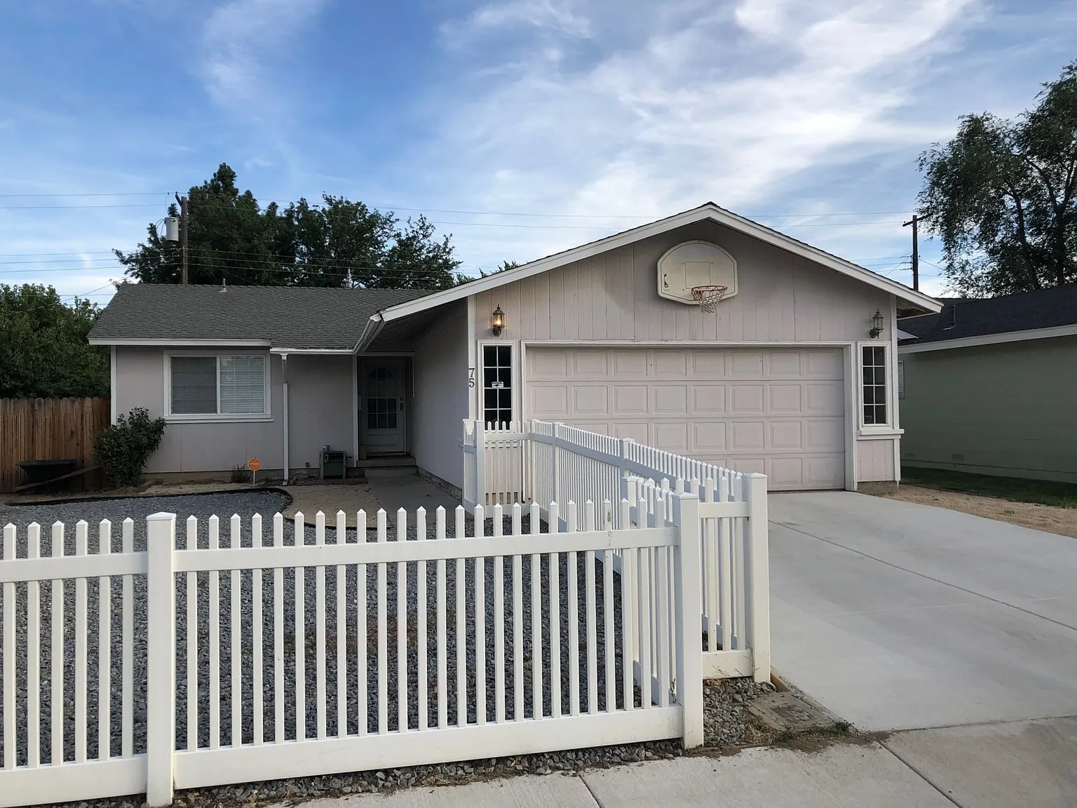 75 Galleron Way photo 1