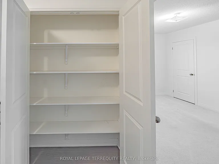27 Clipper Ln — Photo 18